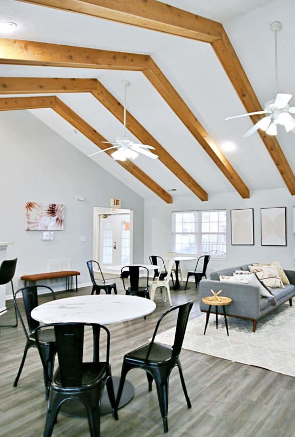 Apartments in Warsaw, IN Canterbury House